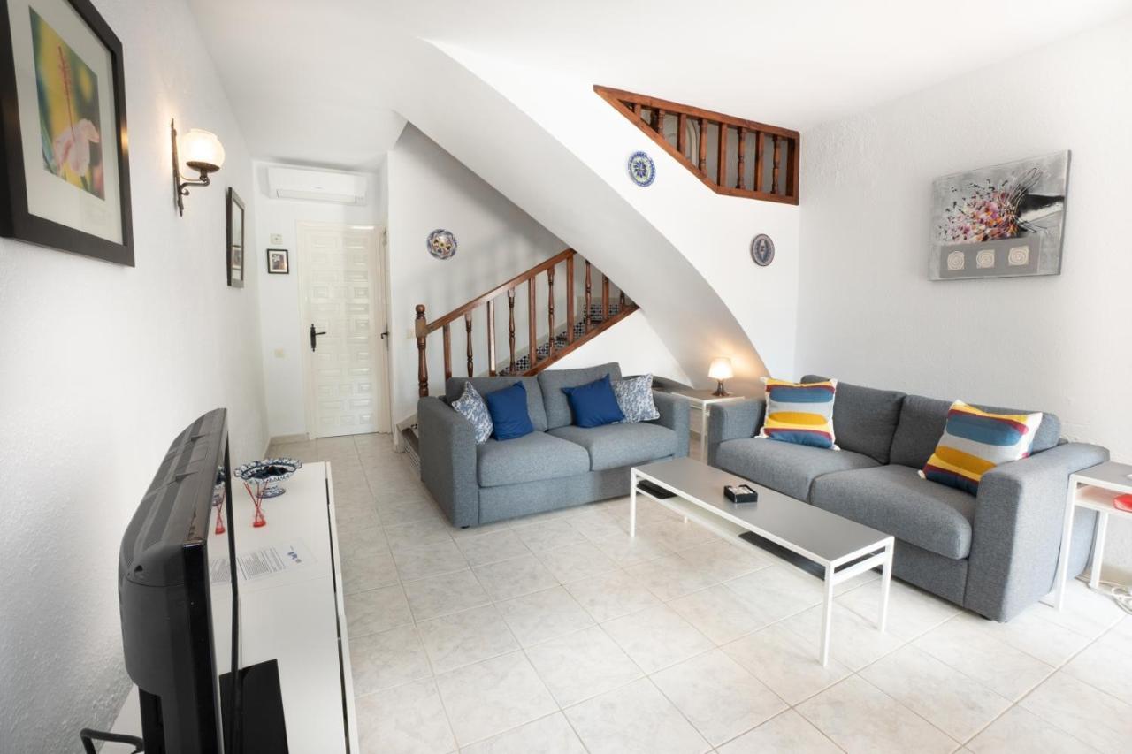 Villa Nueva Nerja 71 Menyber Esterno foto