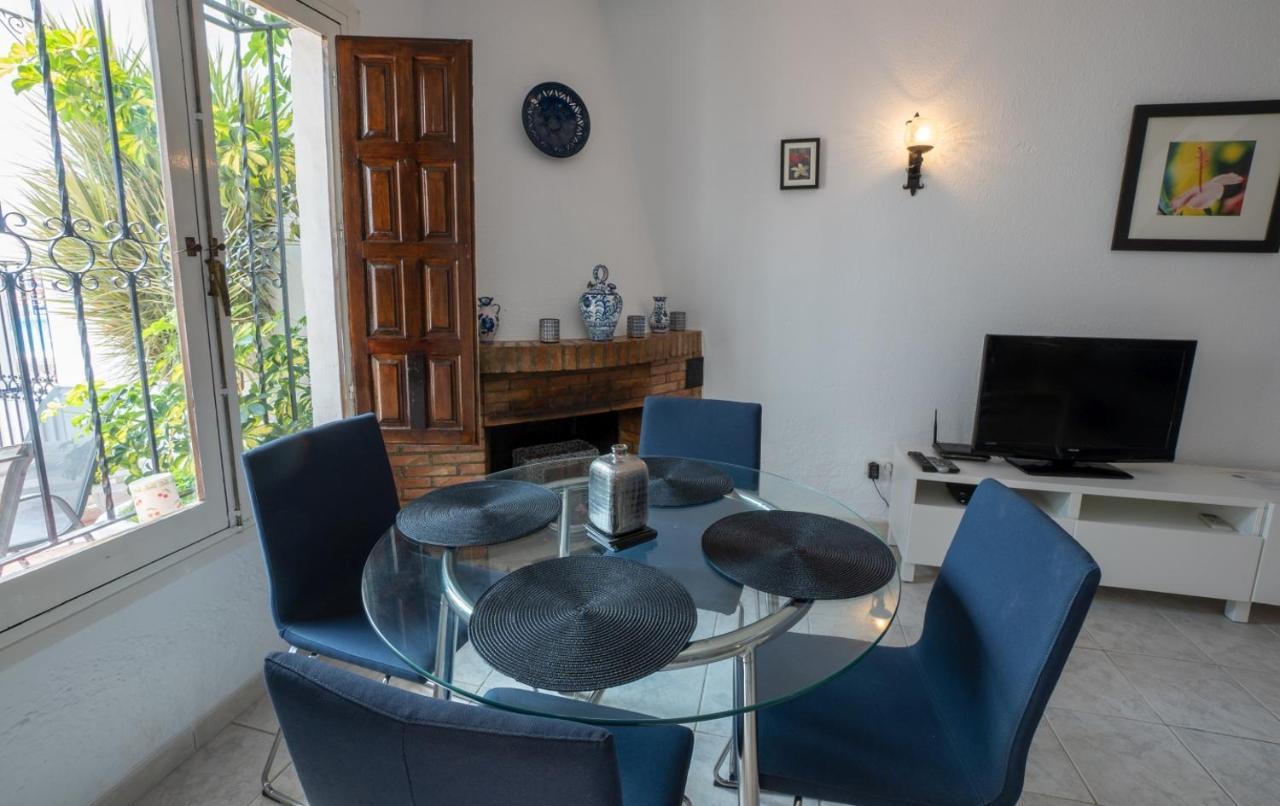 Villa Nueva Nerja 71 Menyber Esterno foto
