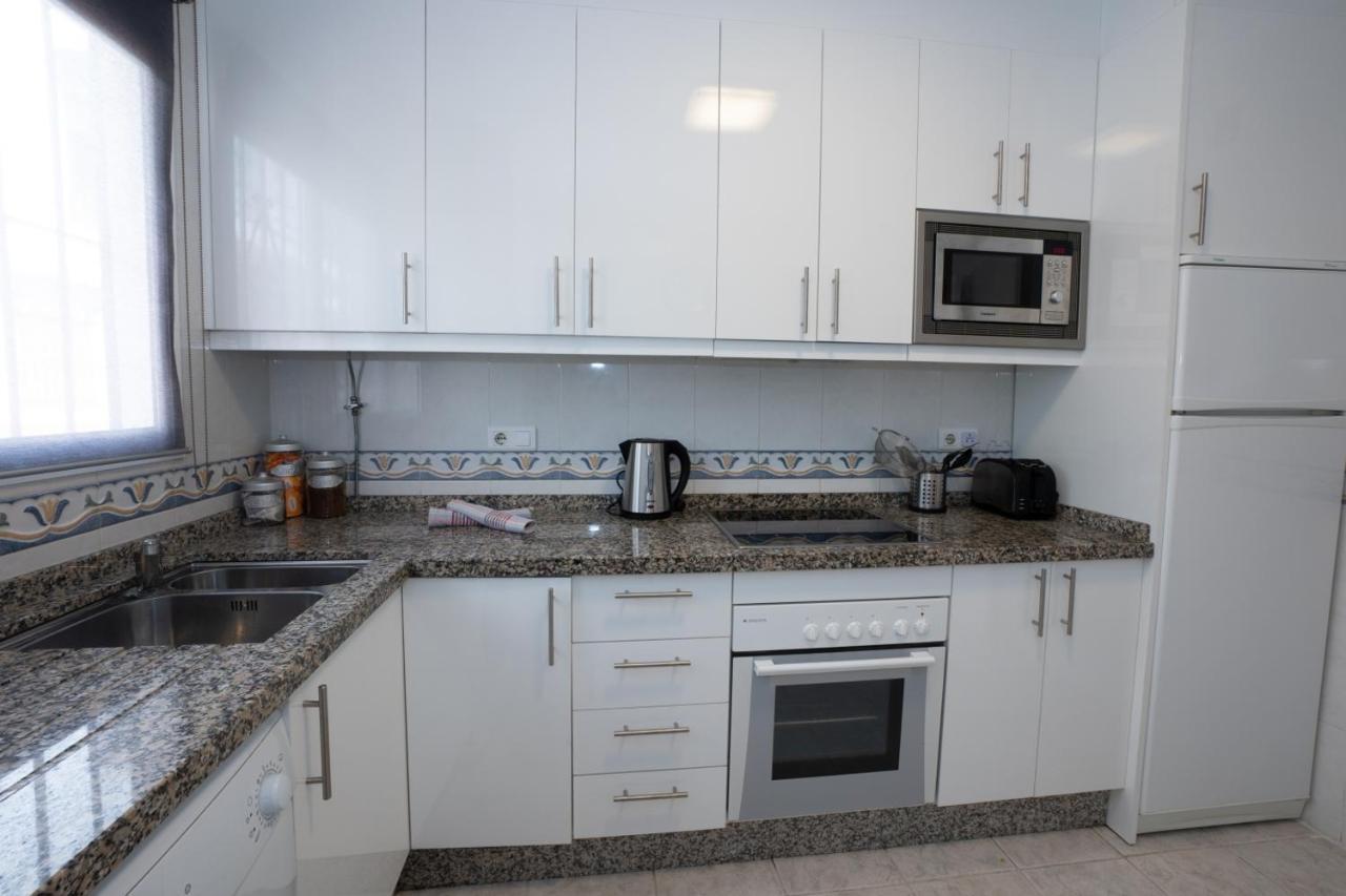 Villa Nueva Nerja 71 Menyber Esterno foto